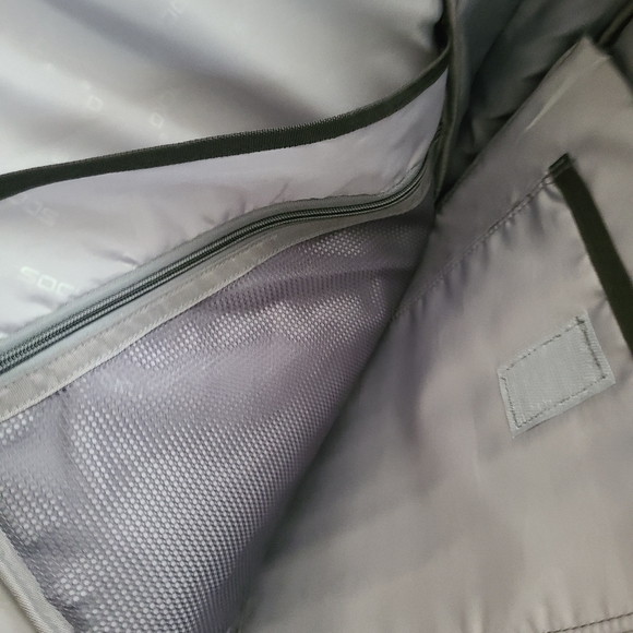 Socko Convertible Laptop Backpack - Picture 5 of 7